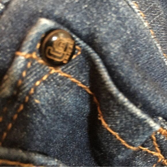ENJEANS DENIM COMPANY! Distressed Darkwash Skinny - Picture 7 of 9